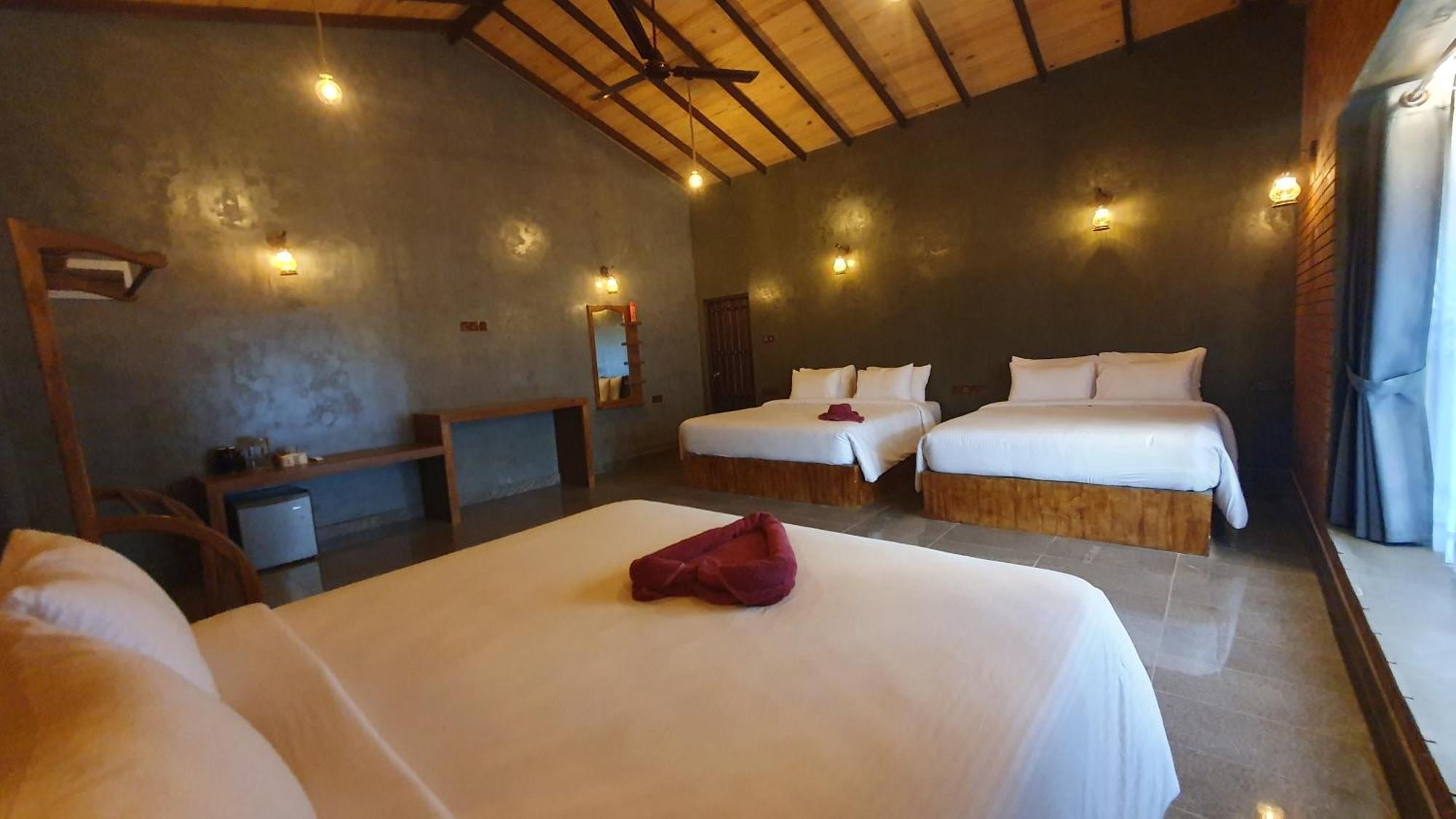 Ceylon Hotel