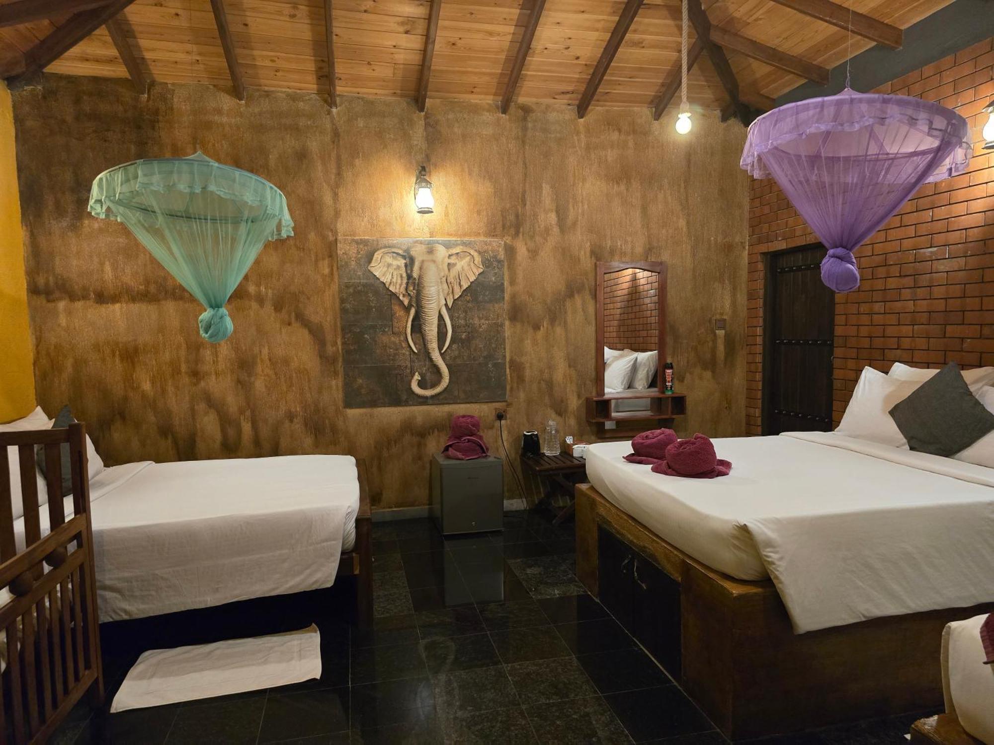 Hotel Ceylon 3*