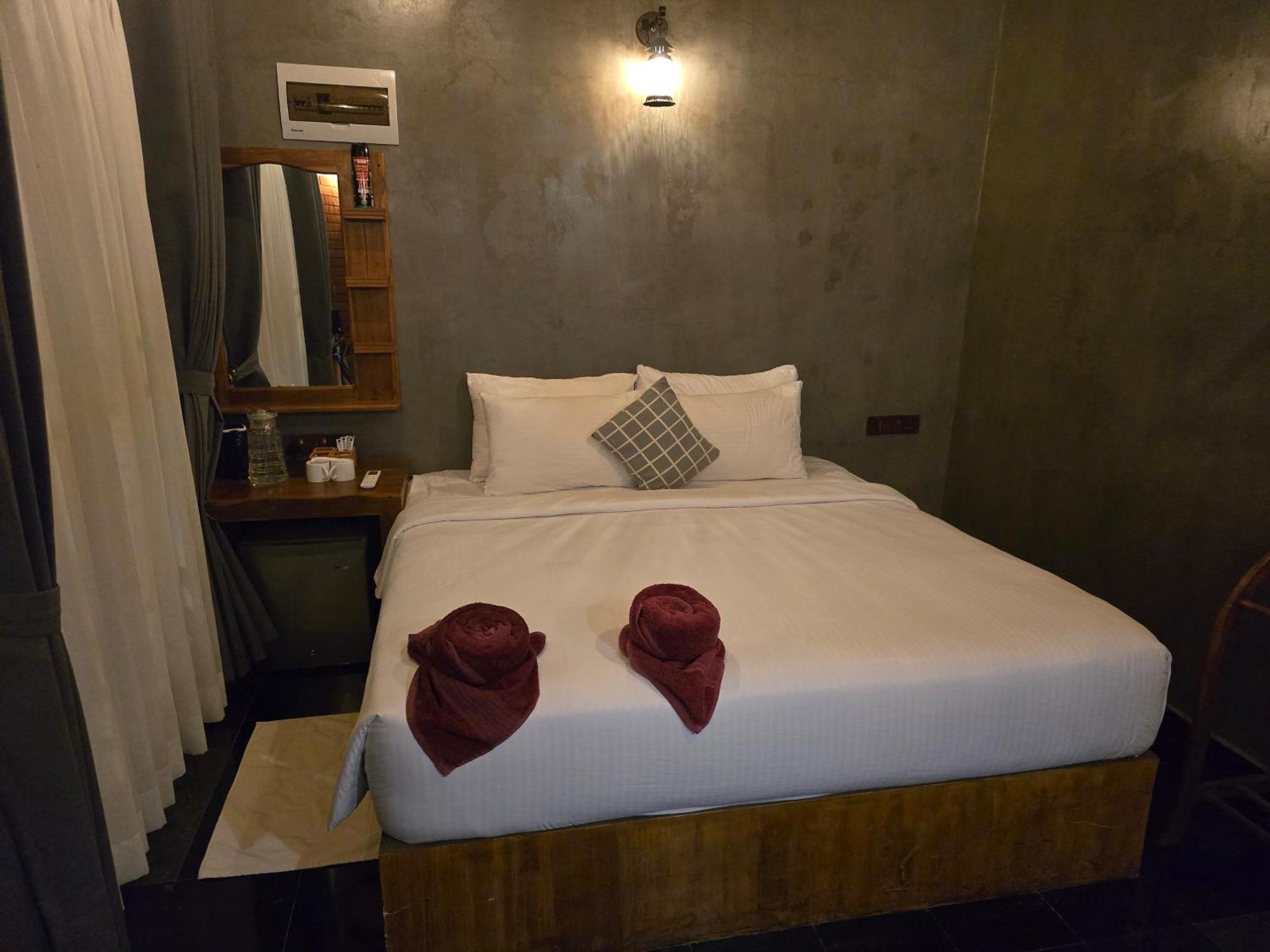 Ceylon Hotel 3*