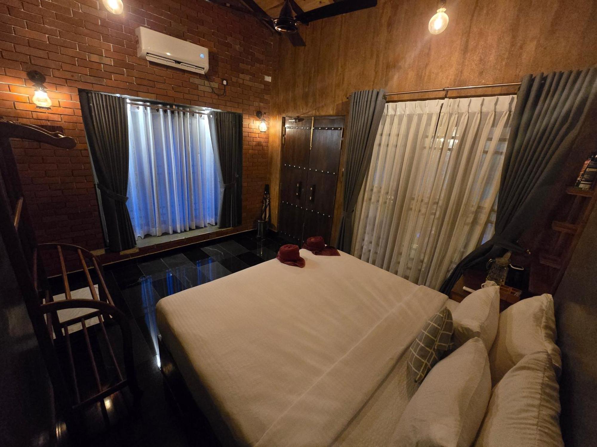 Hotel Ceylon 3*